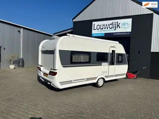 HOBBY De Luxe 460 LU ’19 (Enkele Bedden, Rondzit)