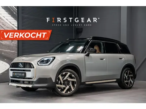 Mini Countryman 1.5 C Favoured M *Panorama / Head-up Display / Keyless Entry / Apple Carplay / LED-v