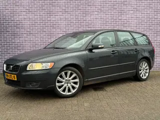 Volvo V50 2.0 Edition II 146PK NL AUTO NAP! Leer l Airco ECC l Cruise l Trekhaak l PDC l GOED ONDERH