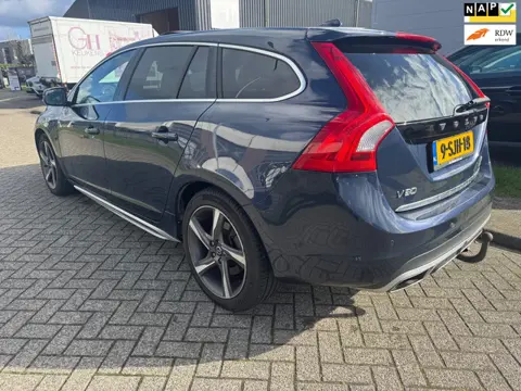 Volvo V60 2.4 D6 AWD Plug-In Hybrid Summum Garantie