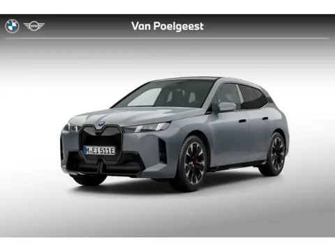 BMW iX xDrive45 101 kWh | M Sportpakket Pro | Comfort Pack | Trekhaak