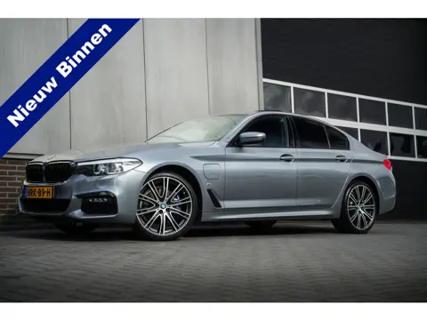 BMW 5 Serie 530e 252 PK iPerformance High Executive M-Sportpakket / 97% SOH/ Schuifdak/ Sport-Stoele