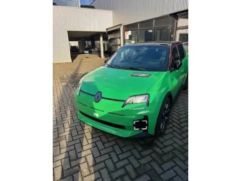 Renault 5 comfort range techno 52 kWh Auto van het jaar | uit voorraad leverbaar | 400 km actieradiu