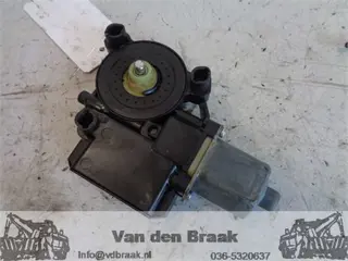 Volkswagen Polo 6R 5 deurs 2009-2014 Raammotor rechts voor