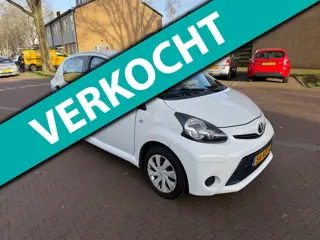 Toyota Aygo Airco / Bouwjaar 2012 / 5 deurs / Mooie en frisse auto