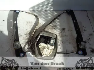 Volkswagen Golf 3 drs 2003-2008 Electrisch raammechaniek rechts