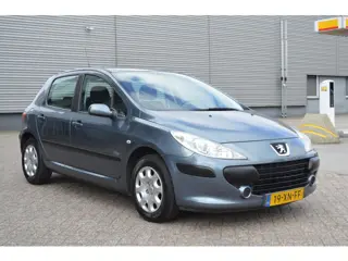 Peugeot 307 1.6-16V D.Sign bj07 airco elec pak trekhaak