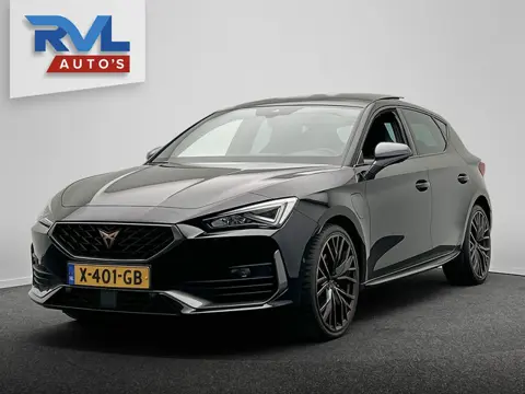 Cupra Leon 1.4 e-Hybrid | VZ Performance | PHEV | Pano/Dak | Camera | Stoel/Stuur Verwarming