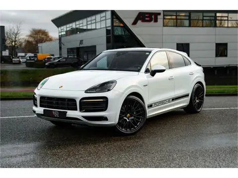 Porsche Cayenne Coupé 3.0 E-Hybrid Platinum Edition | Luchtvering | Sport Chrono | 360 camera | Stoe