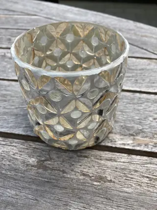 WAXINELICHTJES IN GLAS MOZAIEK HOOG 8 CM ZILVER NIEUW