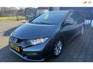 Honda Civic 1.4 Comfort / AIRCO / ELEKTRISCHE RAMEN / TREKHAAK / NAP!!