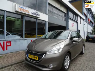 Peugeot 208 1.2 VTi Allure