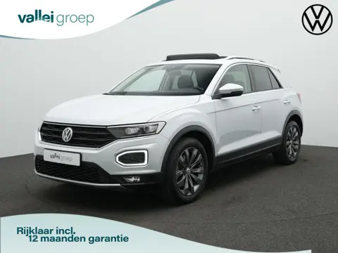 Volkswagen T-Roc 1.0 TSI 115 pk Style | Panoramadak | Adaptive Cruise | Navigatie | Virtual Cockpit 