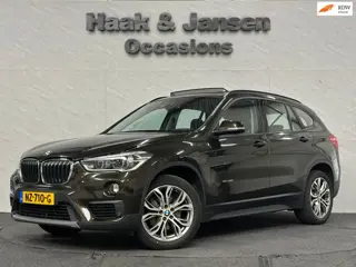 BMW X1 SDrive18i Executive Panoramadak Harman kardon