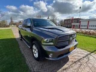 DODGE RAM 1500 5.7 Hemi 4WD 