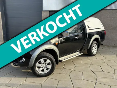 Mitsubishi L 200 2.5 DI-D Club Cab Intense|AIRCO|Poly-top gereed gemaakt voor CAMPER-Unit opbouw| 4X