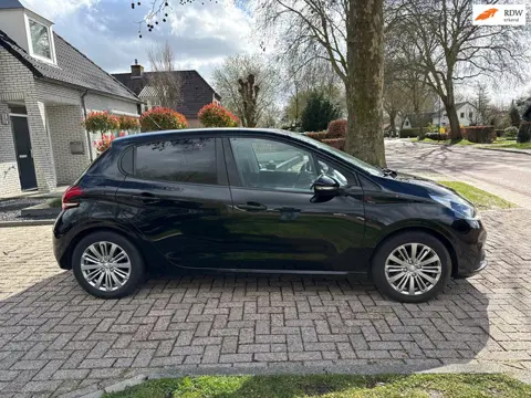 Peugeot 208 1.2 PureTech Allure
