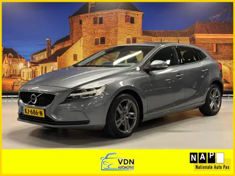 Volvo V40 2.0 D2 Kinetic Navi Clima LED PDC Trekhaak Half Leer