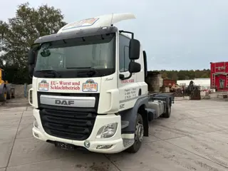 DAF CF 330 4X2 MANUEL GEARBOX AIRCO EUR 6 (bj 2014)