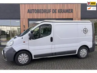 Opel VIVARO 1.9DTI 2.7T L1H1 camper