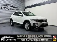 Volkswagen T-Roc 1.0 TSI Life Edition - Stoelverw. - Parkeersensoren - LM Velgen - Carplay