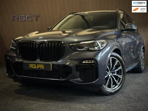 BMW X5 XDrive45e High Executive|Memory|Pano|Ambient|Camera|Stoelverw.
