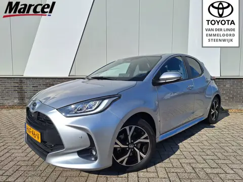 Toyota Yaris 1.5 Hybrid 115 Dynamic met Comfort Pack PDC v+a Dode hoek detectie Navi Apple/Android a