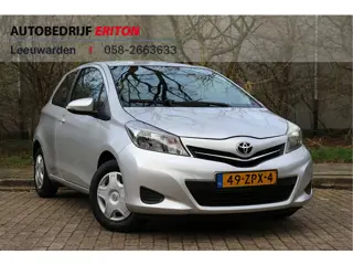 Toyota Yaris 1.0 VVT-i 70pk Aspiration | NL-auto | Facelift model! | Airco | Elek. ramen | Centr. de