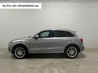 Audi Q5 2.0 TDI quattro S Line Automaat Navi Cruise Clima Stoelverw.