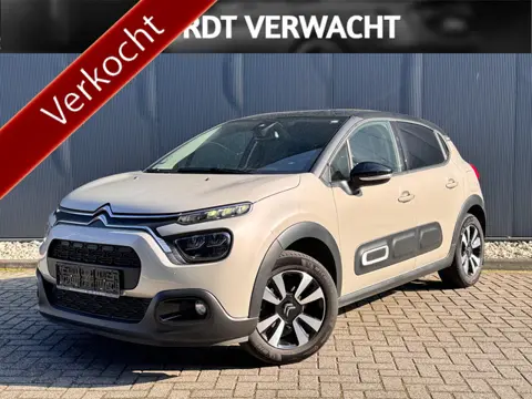 Citroën C3 1.2 PureTech Shine | Wordt verwacht, bel voor een afspraak.