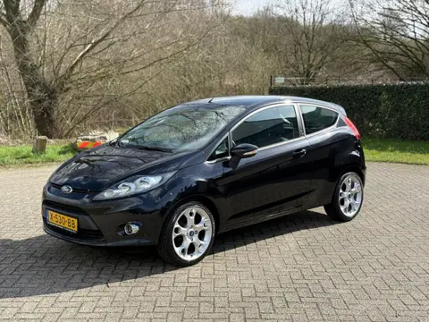 Ford Fiesta 1.25 Titanium NETTE AUTO I RIEM VV I BLUETOOTH I STOEL VERW