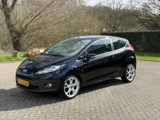 Ford Fiesta 1.25 Titanium NETTE AUTO I RIEM VV I BLUETOOTH I STOEL VERW