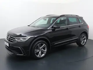 Volkswagen Tiguan 1.4 TSI eHybrid R-Line Business+ | 245 PK | SoH 94% | Matrix LED koplampen (IQ.Lig