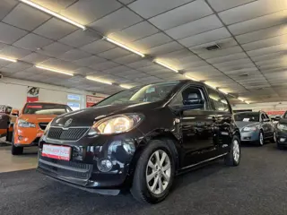 Skoda Citigo 1.0 Greentech Drive. 5-drs, zuinig, navi, cruise control en meer!