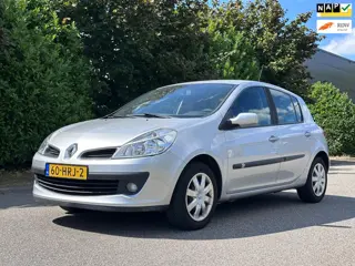 Renault Clio 1.6-16V Dynamique Automaat*5DR*Cruise*Airco*NAP*Trekhaak*Distributie VV*2e eigenaar*