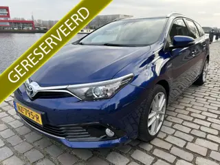 Toyota Auris Touring Sports 1.8 Hybrid Dynamic airco/ecc navi/camera