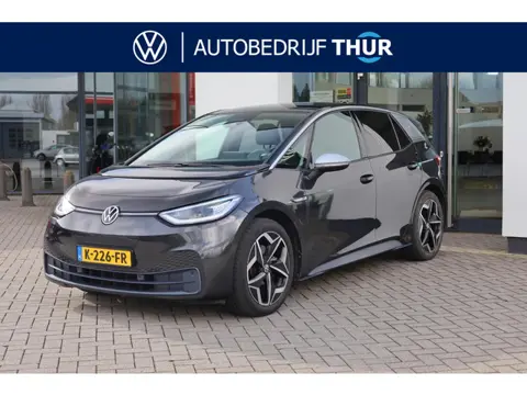 Volkswagen ID.3 First Plus 58 kWh Adaptieve cruise control, DAB, Fietsen steunhaak, Led matrix, acht