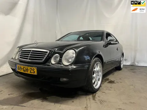 Mercedes-Benz CLK-klasse Coupé 320 Elegance SCHADEAUTO!!