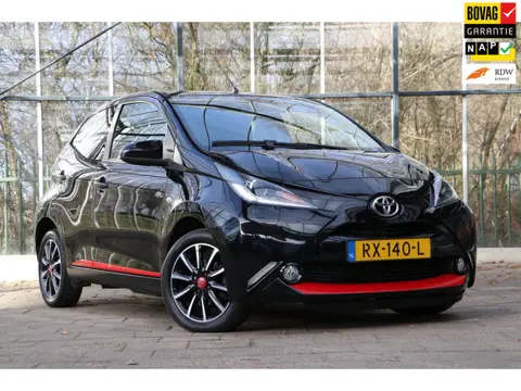 Toyota Aygo 1.0 VVT-i x-joy Climate / Camera / All-in prijs! / 12mnd Bovag garantie!