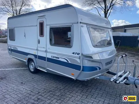 Fendt Saphir 470 TF brand voortent