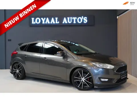 Ford FOCUS 1.0 Titanium | AIRCO | CRUISE | STOELVERW | PDC | APK.