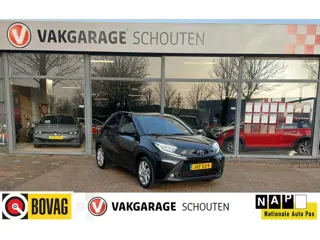 Toyota Aygo X 1.0 VVT-i MT first