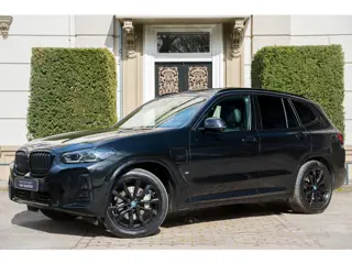 BMW X3 xDrive30e High Executive TREKHAAK | PANO | 360 CAM | MEMORY | ADAPTIVE | STUURVERW