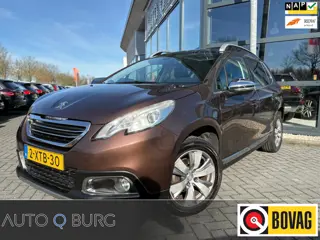Peugeot 2008 1.2 PureTech Blue Lease Executive | Automaat | Panorama | Trekhaak | Navi | PDC| LMV | 