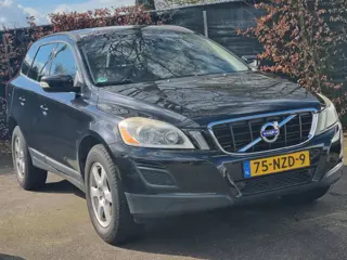 Volvo XC60 2.0T Momentum Leder Navi T6 203 Pk