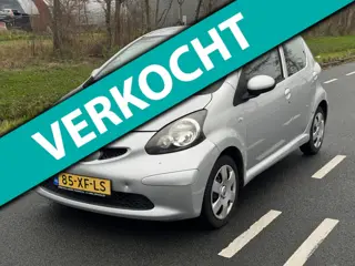Toyota Aygo 1.0-12V + / NAP / AUTOMAAT