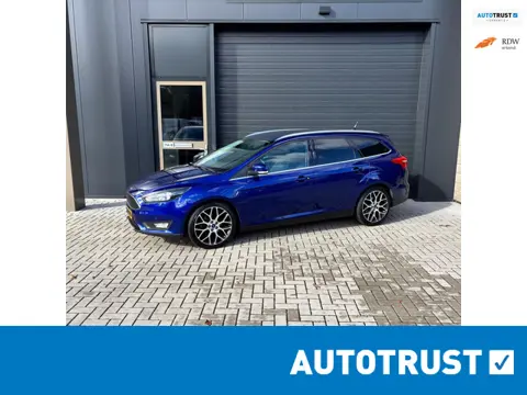 Ford Focus Wagon 125pk Titanium CARPLAY | CLIMA | STOELVERWARMING | NAVI | CAMERA | TREKHAAK AFNEEMB