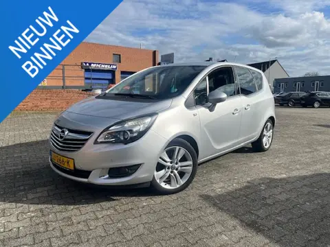 Opel Meriva 1.4 Turbo Cosmo 140 PK, automaat, navi, ECC, etc