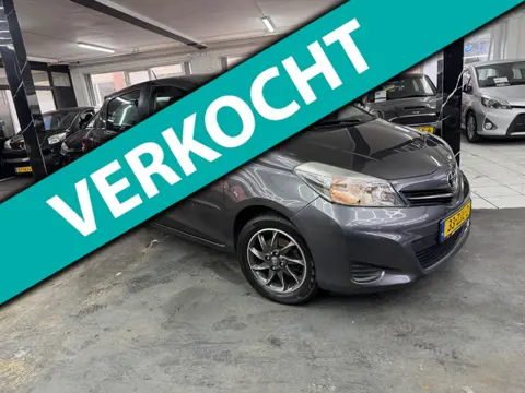 Toyota Yaris 1.3 VVT-i Aspiration Automaat | Camera | Navi | nap