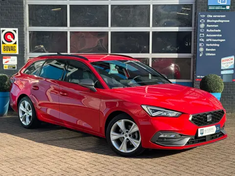 SEAT Leon Sportstourer 1.5 eTSI FR Launch Edition